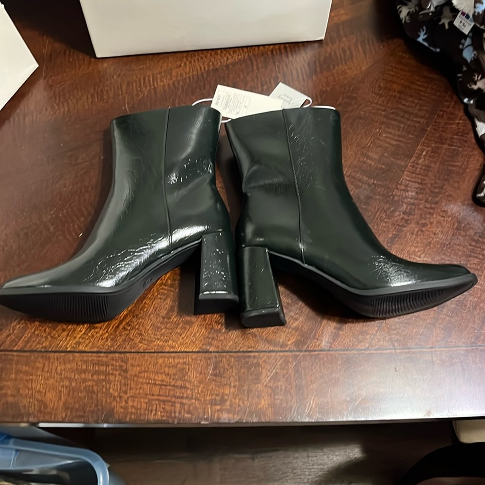 Memory foam 3” chunky heal dark green vegan faux leather boots New NWT women’s 8